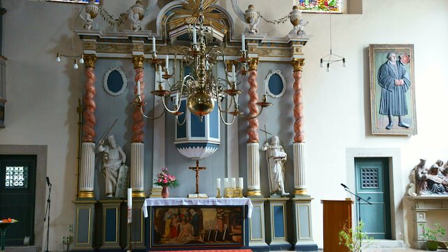 Evangelische Andreaskirche, Altar